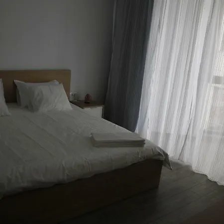 Apartament Pe Malul Marii アパート ナボダリ